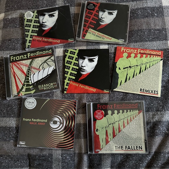 🏴󠁧󠁢󠁳󠁣󠁴󠁿🎸 Franz Ferdinand Band Bundle - Picture 5 of 8